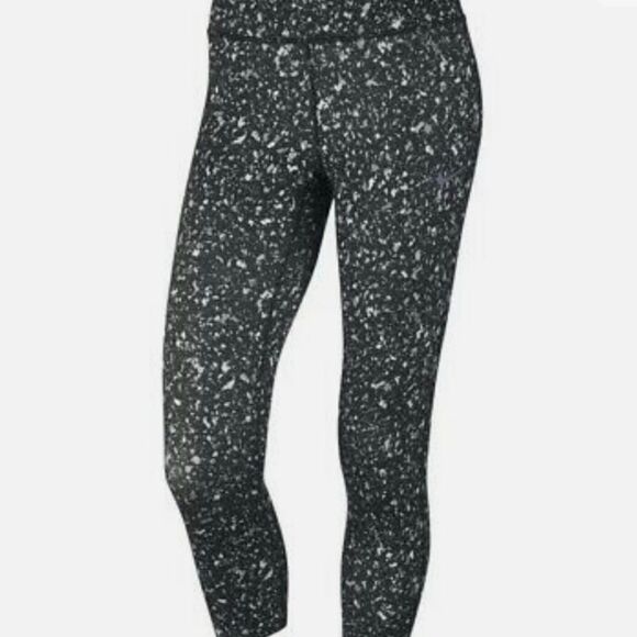 Nike Power Essential Black & Gray Cropped Running Leggings (S) - Picture 2 of 8
